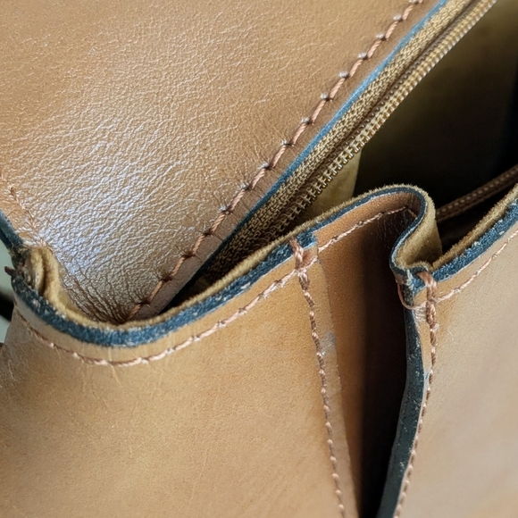 Patricia Nash Veneto Tan Crossbody Style P49301 - Picture 14 of 16